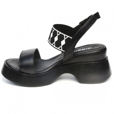 133390 Босоножки black