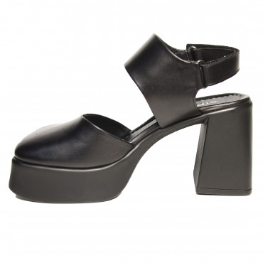 133670 Босоножки black