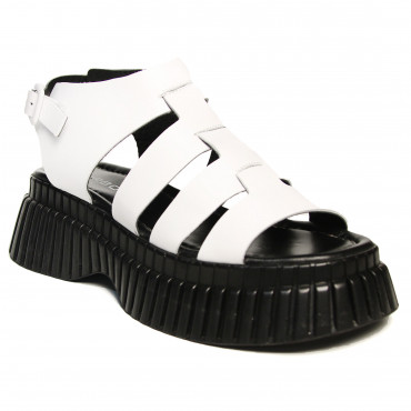133660 Босоножки white