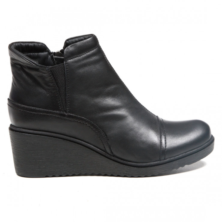 137379 Black Ботильоны