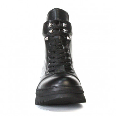 133486 Ботинки black