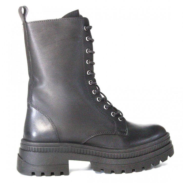 133536 Ботинки black