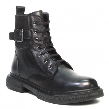 133525 Ботинки black