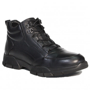 133503 Ботинки black