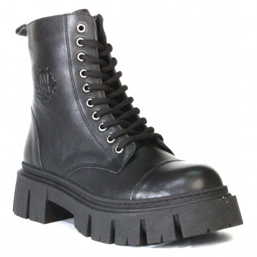 133533 Ботинки black