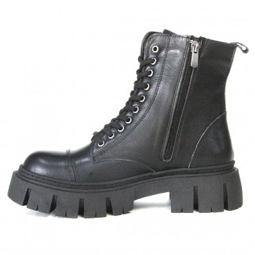 133533 Ботинки black