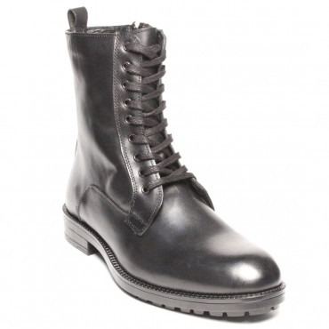133202 Ботинки black wool