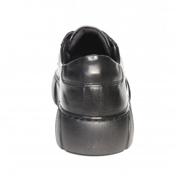 133698 Кроссовки black
