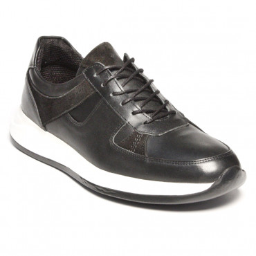 133035 Кроссовки black