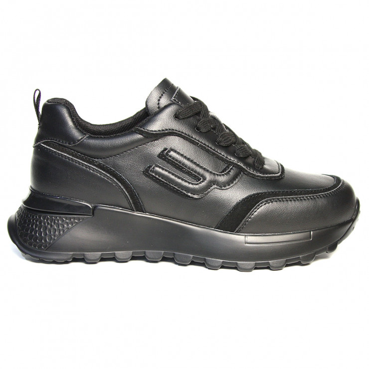 133607 Кроссовки black