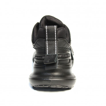 133570 Кроссовки Black