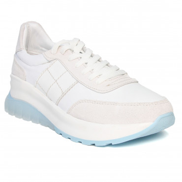 133721 Кроссовки white