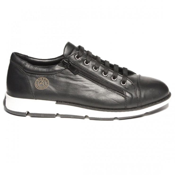 133098 Кроссовки black