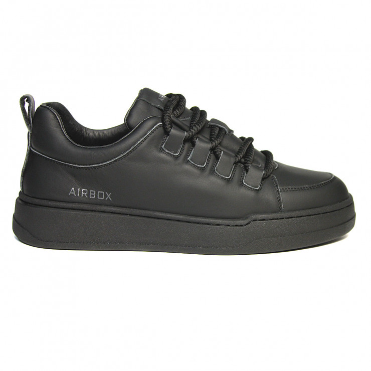 133579 Кроссовки Black
