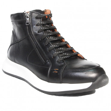 133532 Кроссовки black