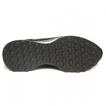 133263 Кроссовки black