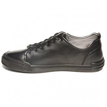 133324 Кроссовки black