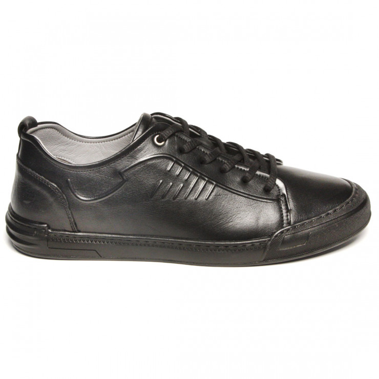 133324 Кроссовки black