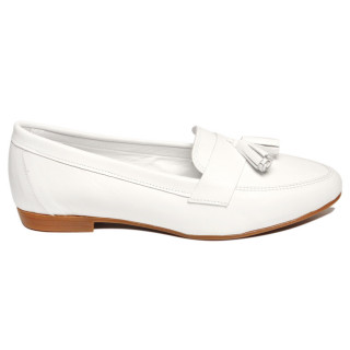 133054 Мокасины white