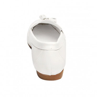 133054 Мокасины white