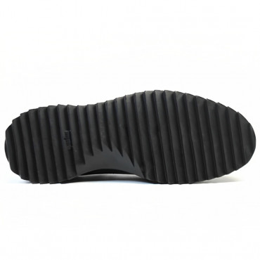 136800 BLACK