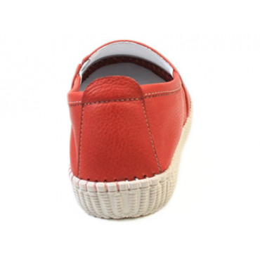 137209 Red