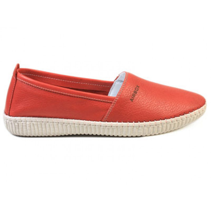137209 Red